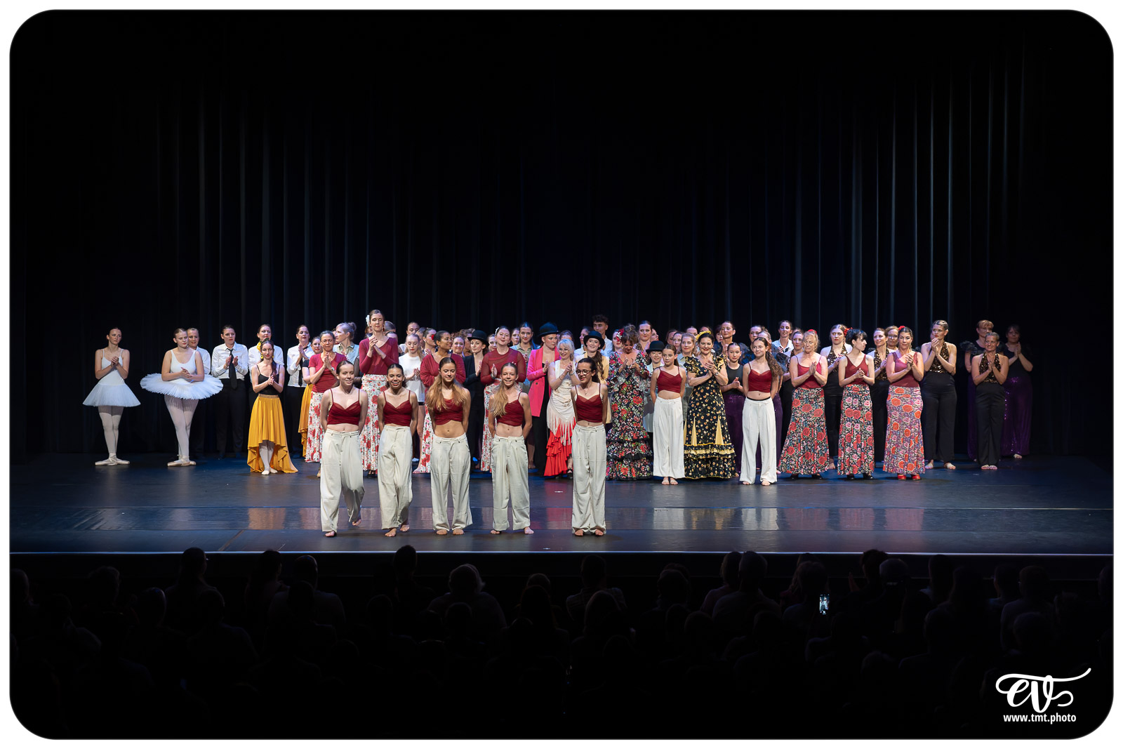 ECOLE DE DANSE CÉCILE ADAMOW